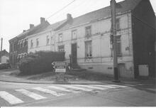 Pompe située devant le n° 2 de la rue Sainte Anne avant les travaux de rénovation    (Photo : Bénédicte Vivier)